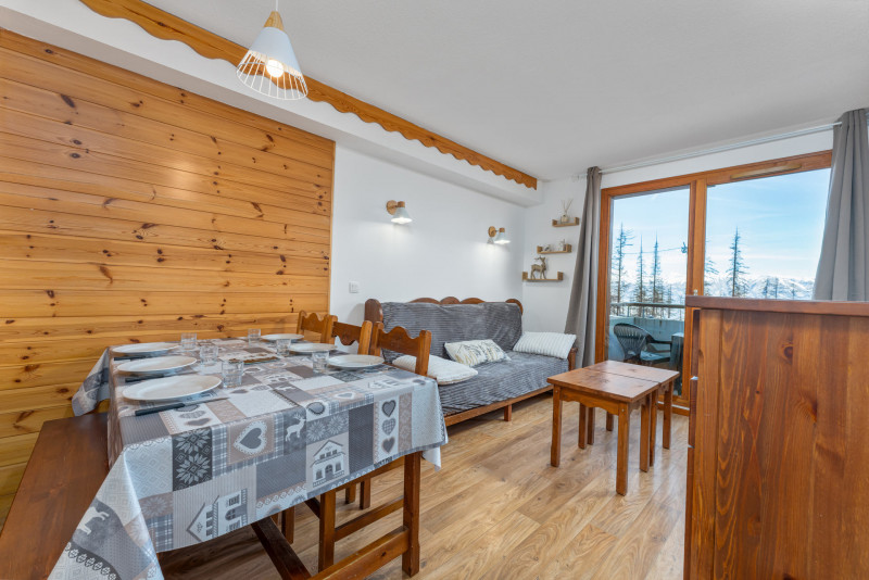 LocationAppartementLesOrres_AgenceDesOrres_MZ2009 LocationAppartementLesOrres_AgenceDesOrres_MZ2009