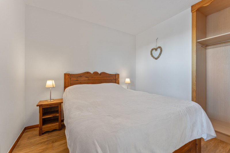 LocationAppartementLesOrres_AgenceDesOrres_MZ2009 LocationAppartementLesOrres_AgenceDesOrres_MZ2009