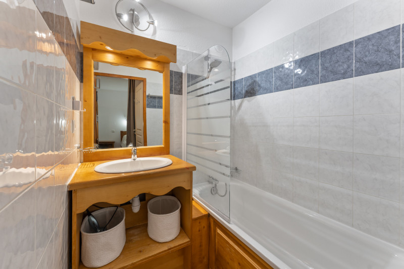 LocationAppartementLesOrres_AgenceDesOrres_MZ2009 LocationAppartementLesOrres_AgenceDesOrres_MZ2009