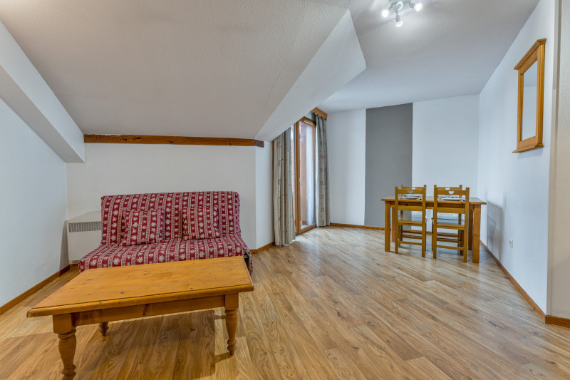 LocationAppartementLesOrres_AgenceDesOrres_MBB317