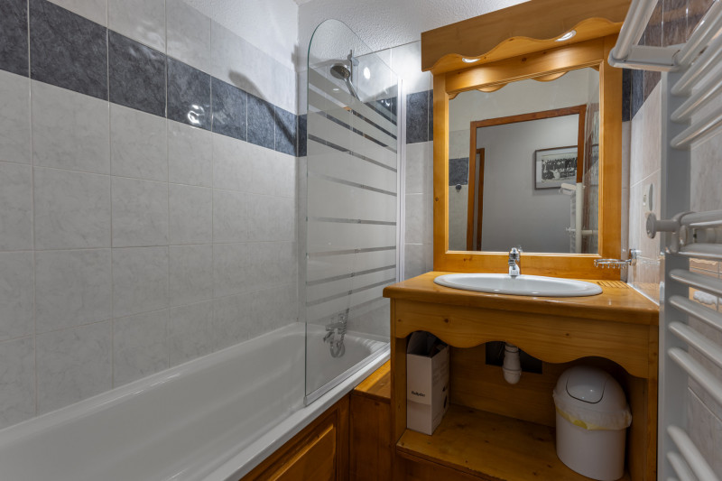 LocationAppartementLesOrres_AgenceDesOrres_MZ2117 LocationAppartementLesOrres_AgenceDesOrres_MZ2117