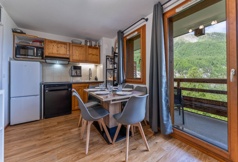 LocationAppartementLesOrres_AgenceDesOrres_BMD102 LocationAppartementLesOrres_AgenceDesOrres_BMD102