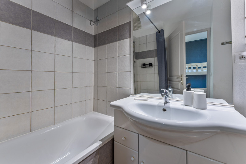 LocationAppartementLesOrres_AgenceDesOrres_BMD102 LocationAppartementLesOrres_AgenceDesOrres_BMD102