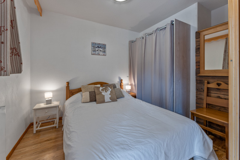 LocationAppartementLesOrres_AgenceDesOrres_MBC403 LocationAppartementLesOrres_AgenceDesOrres_MBC403