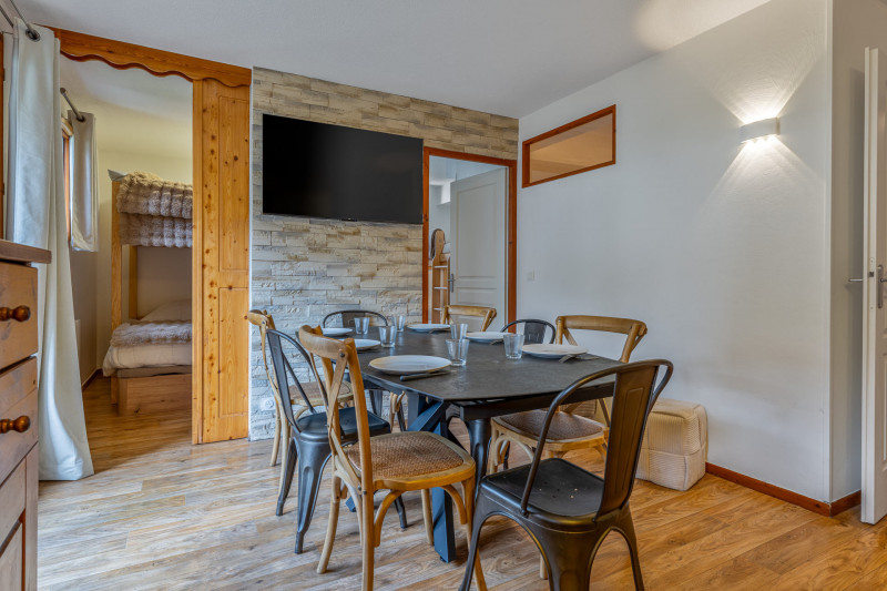 LocationAppartementLesOrres_AgenceDesOrres_MZ2002