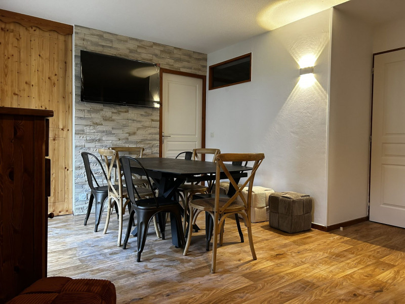 LocationAppartementLesOrres_AgenceDesOrres_MZ2002 LocationAppartementLesOrres_AgenceDesOrres_MZ2002