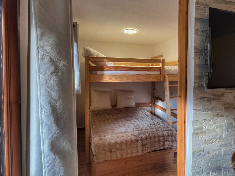 LocationAppartementLesOrres_AgenceDesOrres_MZ2002 LocationAppartementLesOrres_AgenceDesOrres_MZ2002