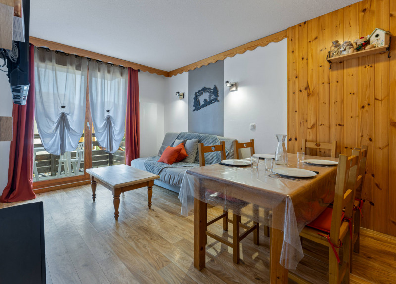 LocationAppartementLesOrres_AgenceDesOrres_MBB214 LocationAppartementLesOrres_AgenceDesOrres_MBB214